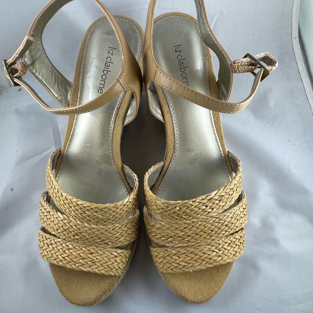 New Liz Claibourne Wedge Sandals